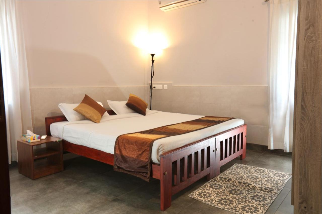 Monsoon Apartments Kannur Buitenkant foto