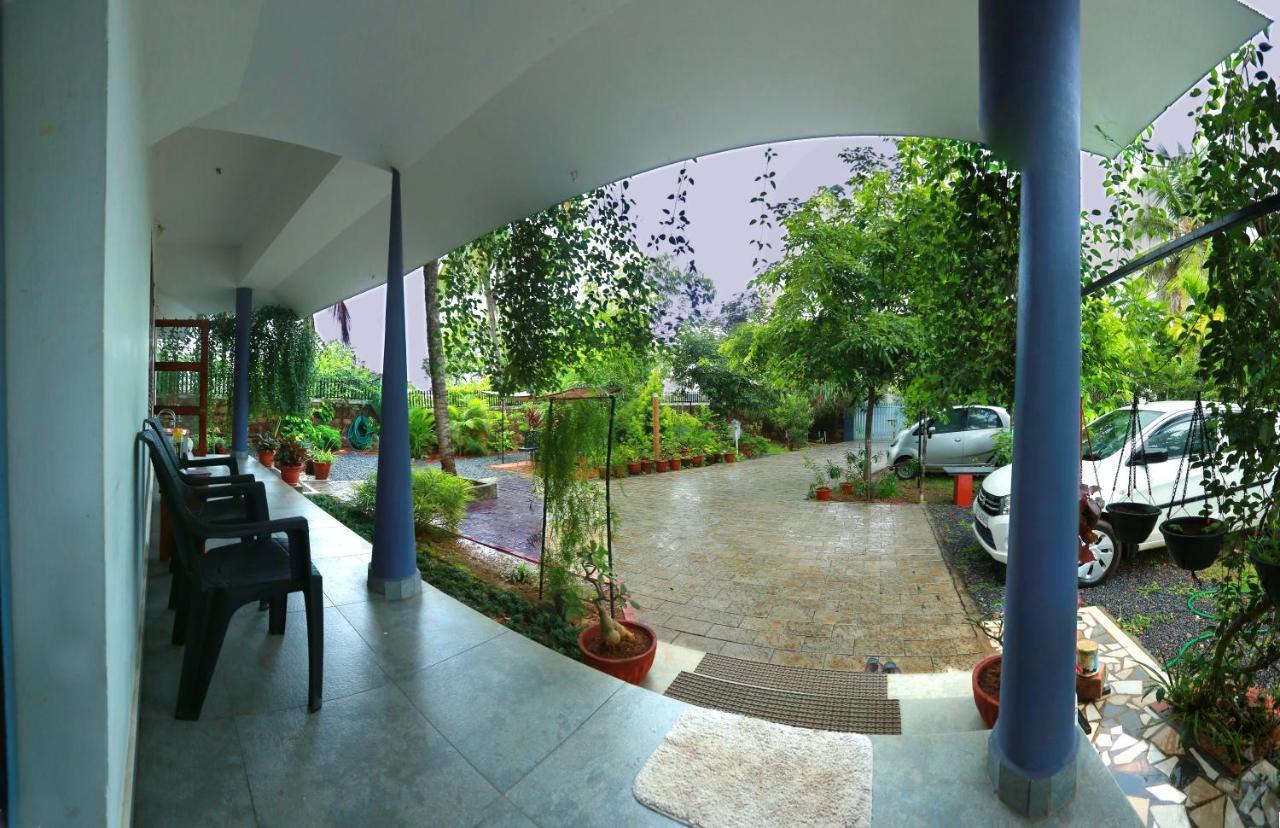 Monsoon Apartments Kannur Buitenkant foto