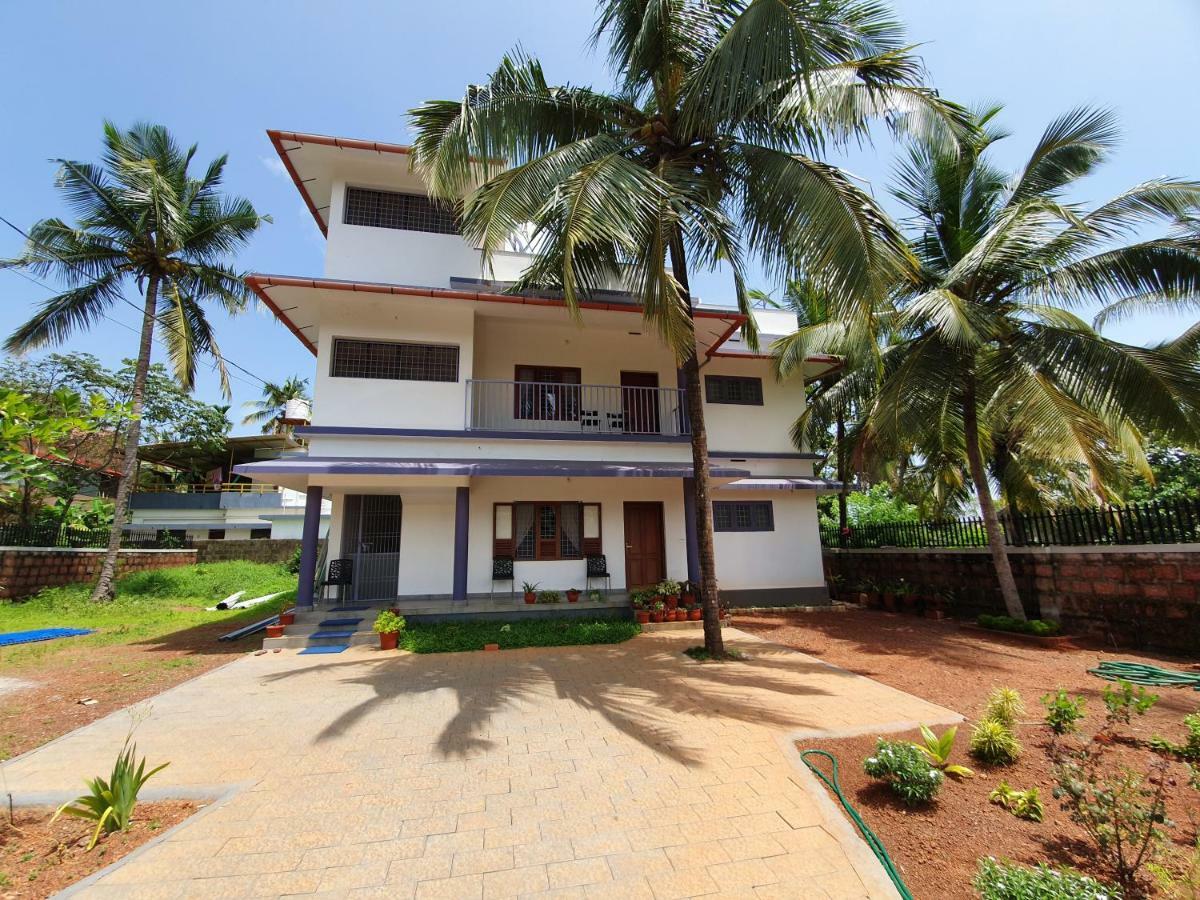 Monsoon Apartments Kannur Buitenkant foto